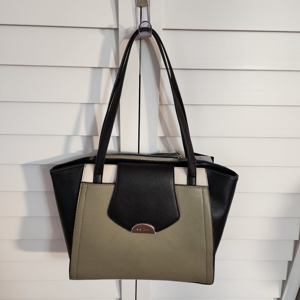 NWT  Nine West Elegant Black, Olive Green, & Beige Color Block satchel Handbag